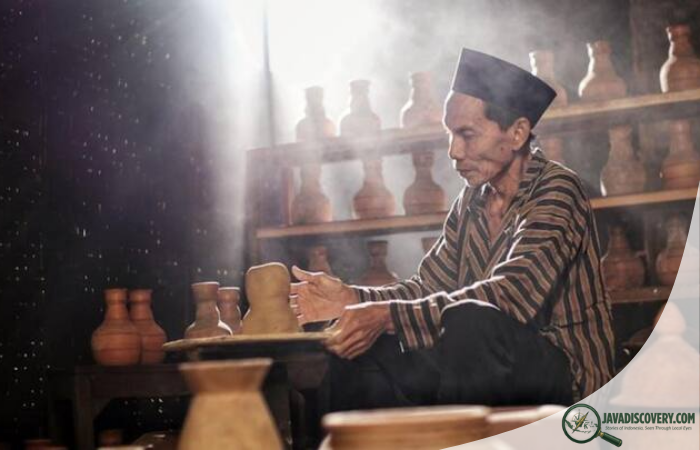 Crafting Survival, How Javanese Artisans Keep Ancestral Skills Alive