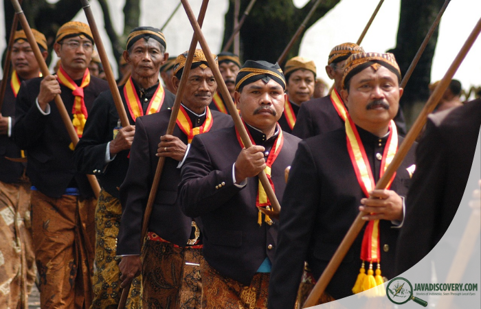The Concept of Halus and Kasar in Javanese Social Hierarchy