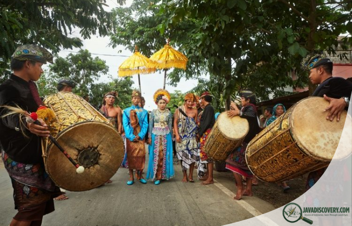 Sasak Wedding Traditions in Lombok