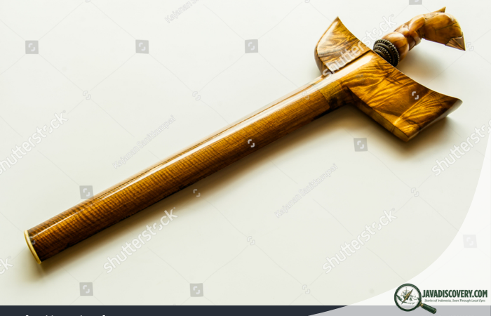 The Anatomy of the Javanese Axe Traditional Woodworking and Forestry Tools