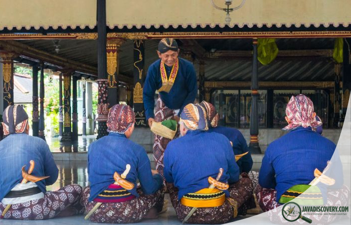 The Role of Tone in Javanese Communication Culture